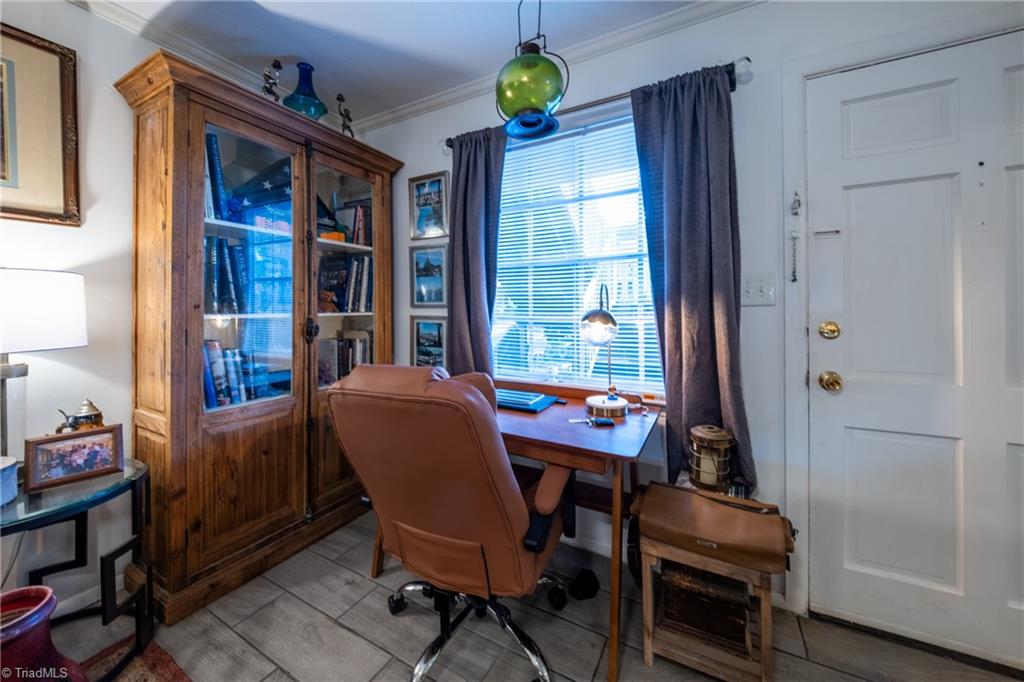 3820 Country Club Road, Unit E Winston-Salem, NC 27104 - Photo 6 of 23