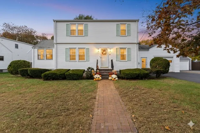 $830,000 | 18 Paon Boulevard, Wakefield, MA 01880