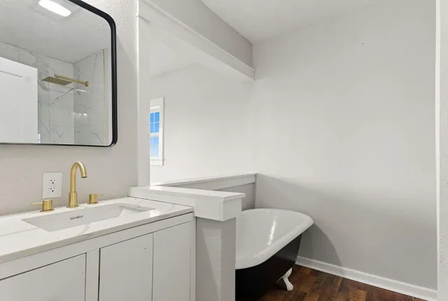 $450,000 | 119 Country Lane, Lake Charles, LA 70607