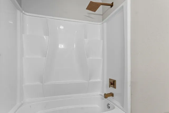 $450,000 | 119 Country Lane, Lake Charles, LA 70607