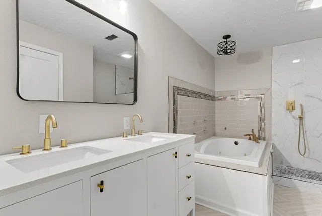 $450,000 | 119 Country Lane, Lake Charles, LA 70607