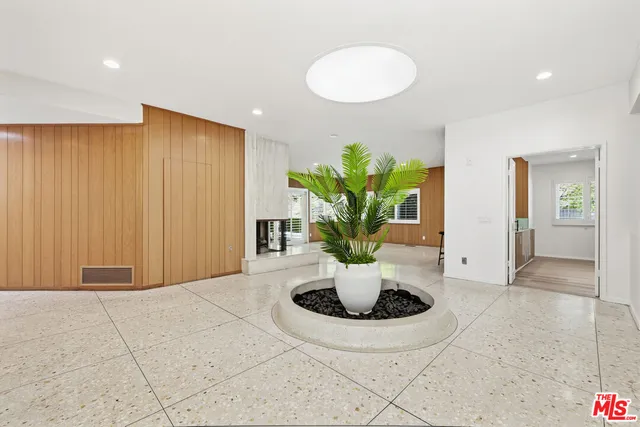 a view of livingroom with kitchen view