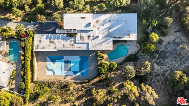 $17,000 | 8900 Alto Cedro Drive, Beverly Hills, CA 90210