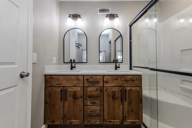 $700,000 | 603 Glendale Road, Wilbraham, MA 01095