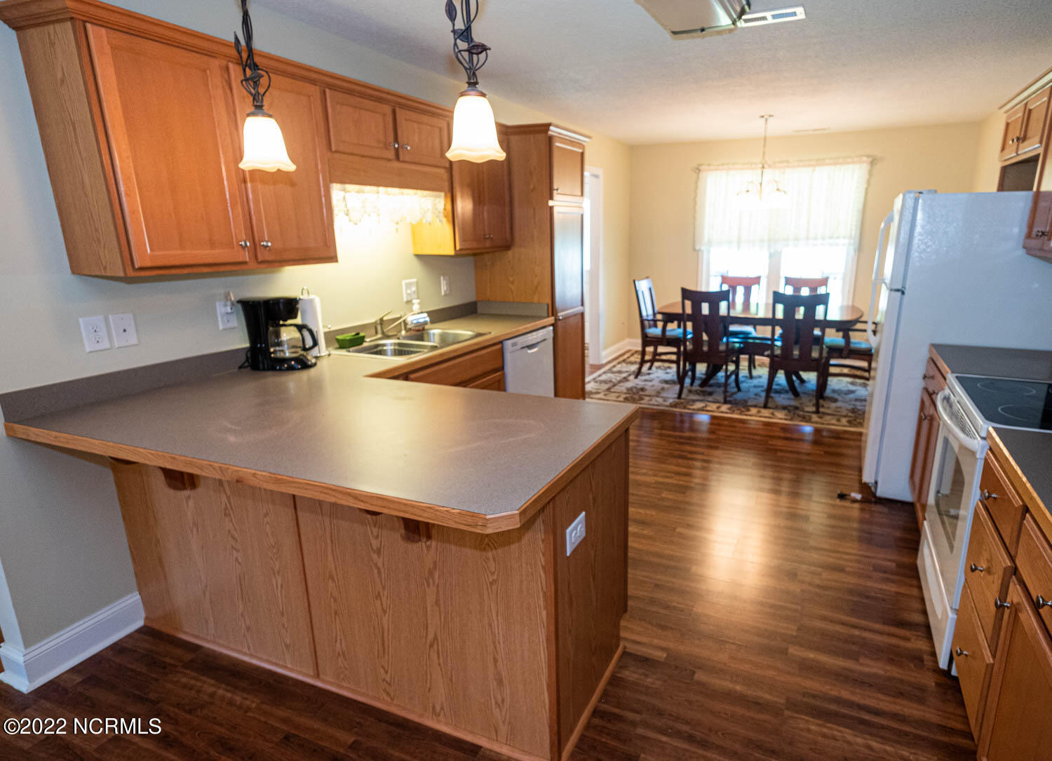 319 Conner Grant Road New Bern, NC 28562 - Photo 13 of 38 Kitchen