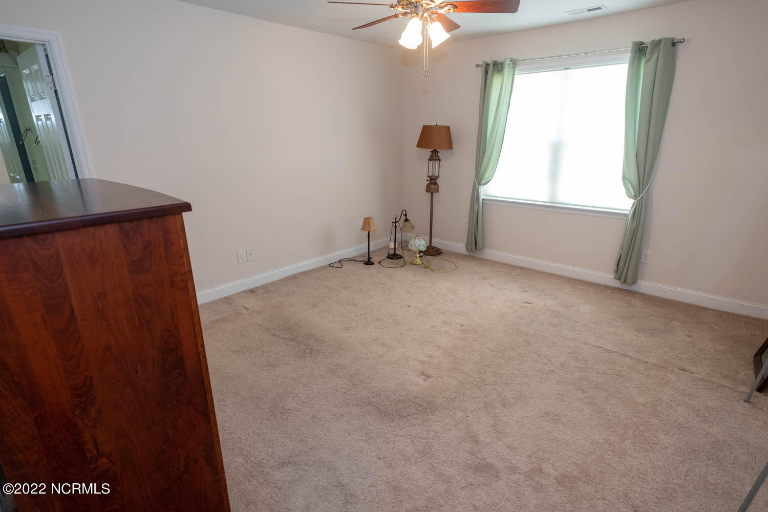 319 Conner Grant Road New Bern, NC 28562 - Photo 22 of 38 Master Bedroom