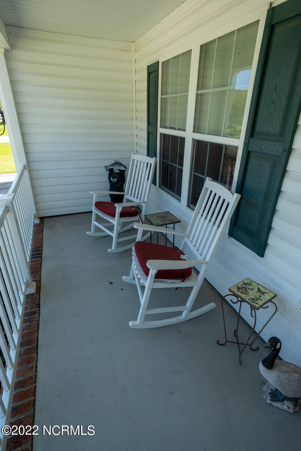 319 Conner Grant Road New Bern, NC 28562 - Photo 4 of 38 Front porch