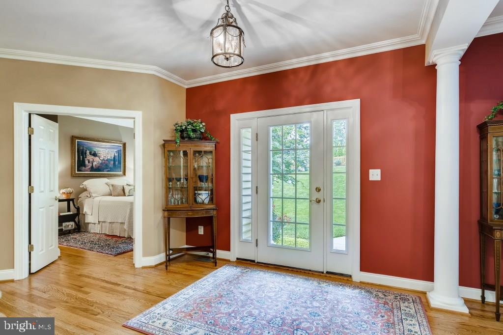2333 Benson Mill Road Sparks, MD 21152 - Photo 4 of 53 Elegant entrance foyer!