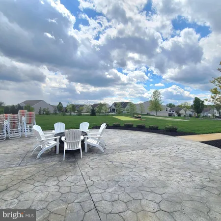 $595,000 | 420 Winterberry Drive, Middletown, DE 19709