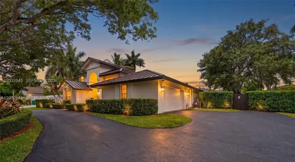 $6,895 | 8224 Southwest 178th Terrace, Palmetto Bay, FL 33157