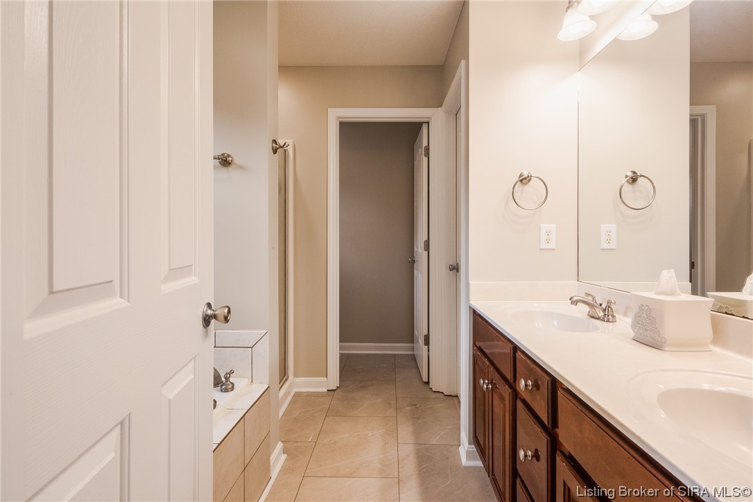 6937 Old Vincennes Road Floyds Knobs, IN 47119 - Photo 39 of 60