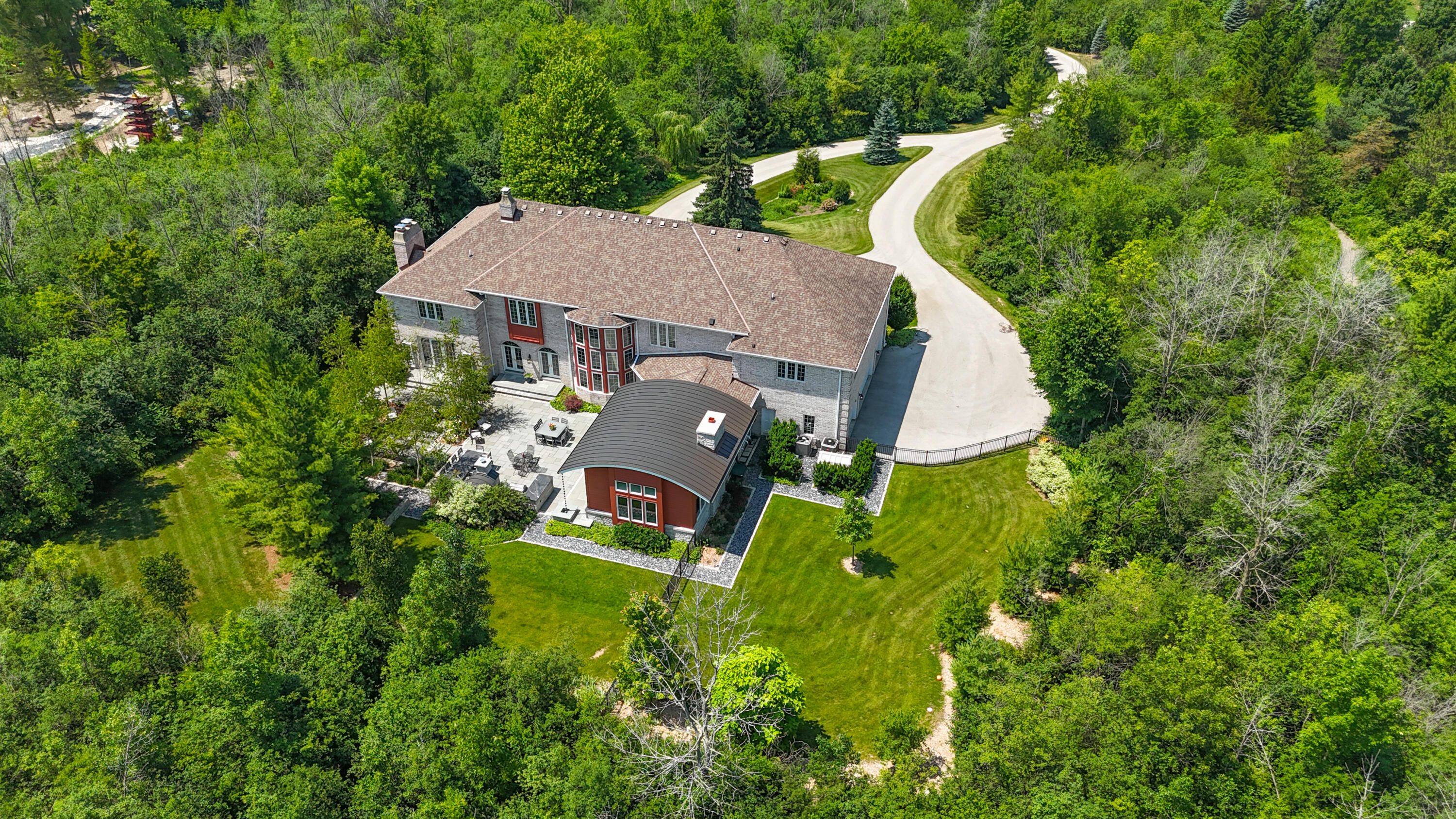 9500 North Valley Hill Road River Hills, WI 53217 - Photo 33 of 35 Back Exterior Bird's View