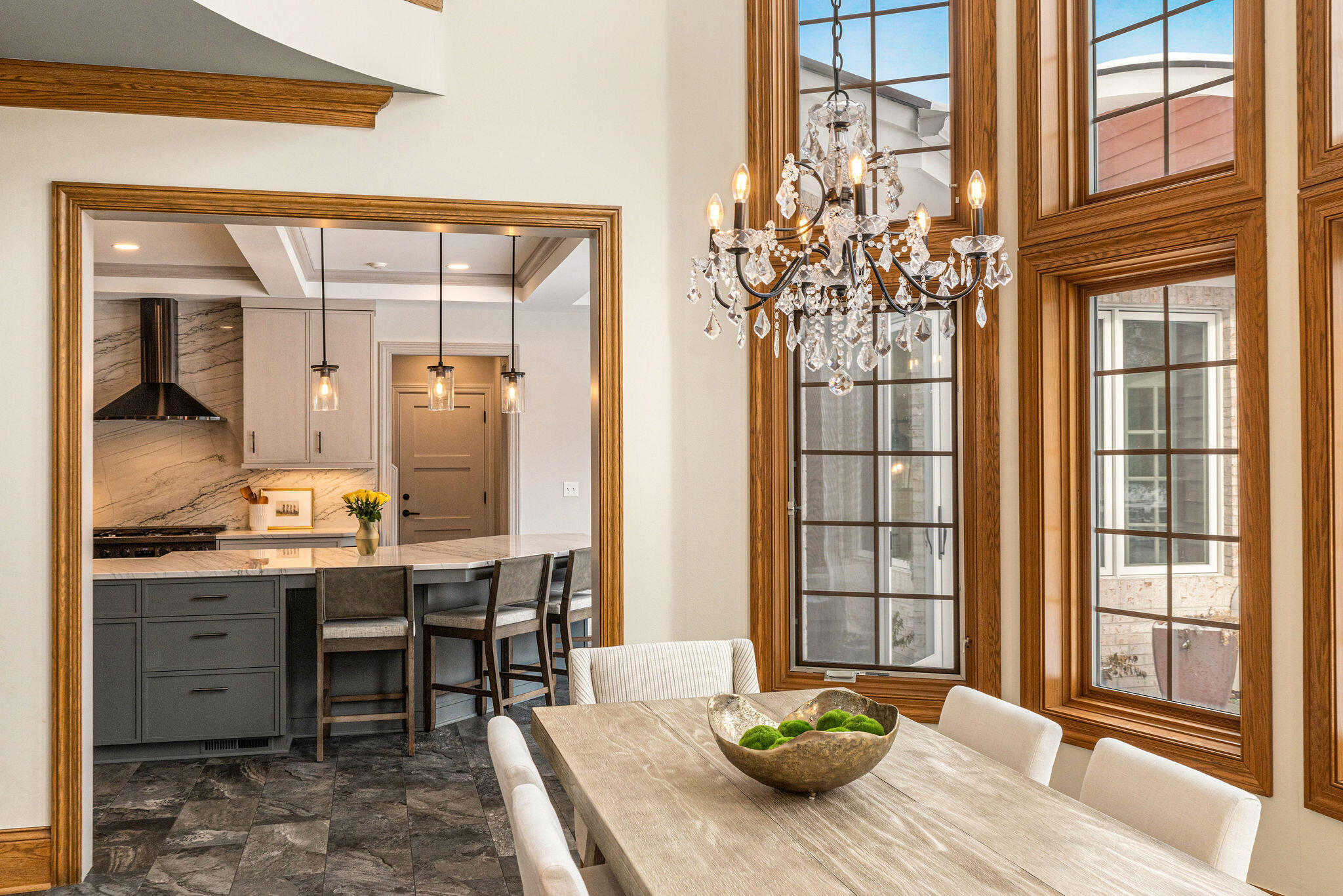 9500 North Valley Hill Road River Hills, WI 53217 - Photo 7 of 35 Dining Area Detail
