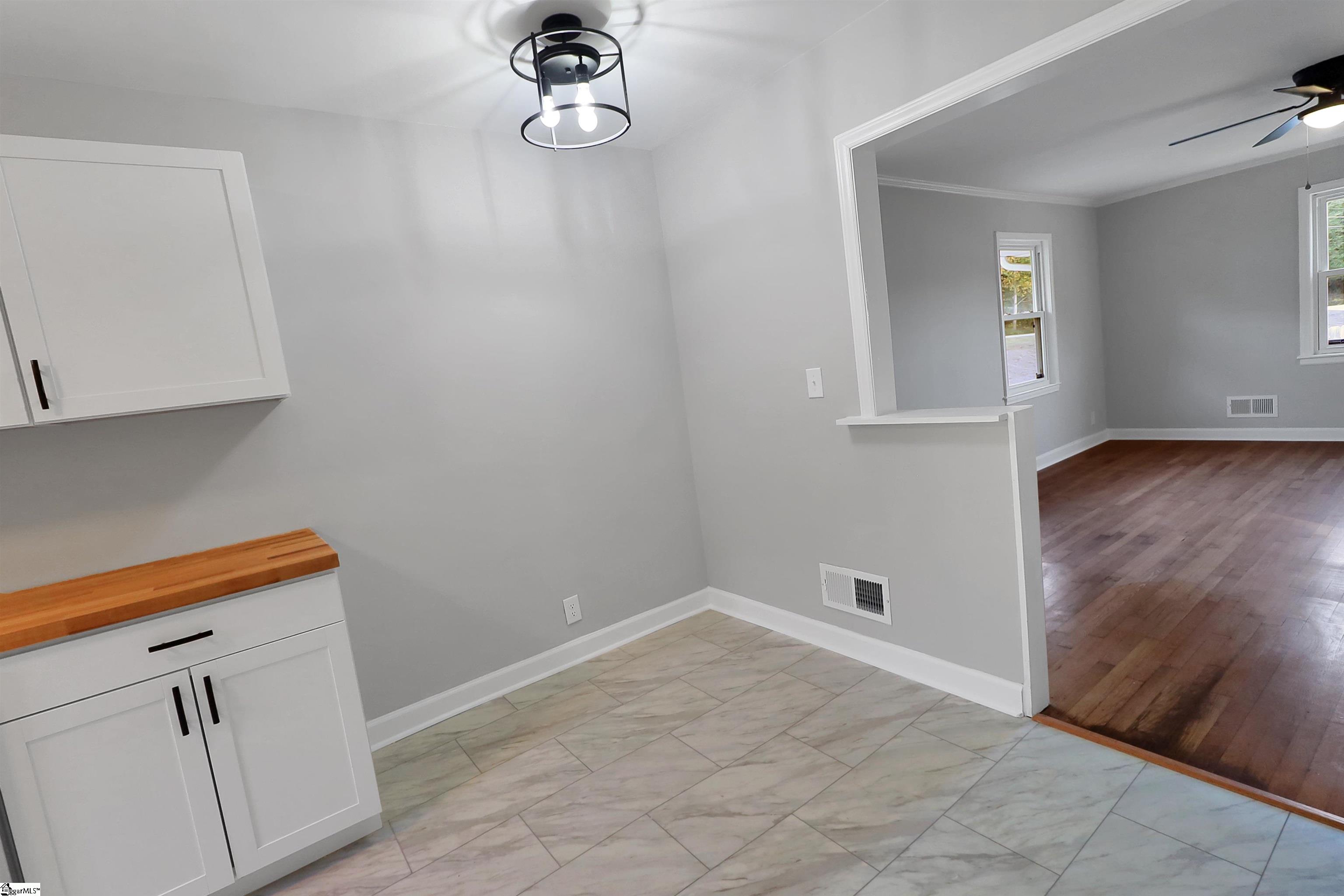 146 Glenwood Road Easley, SC 29640 - Photo 8 of 24 Gallery Image 8