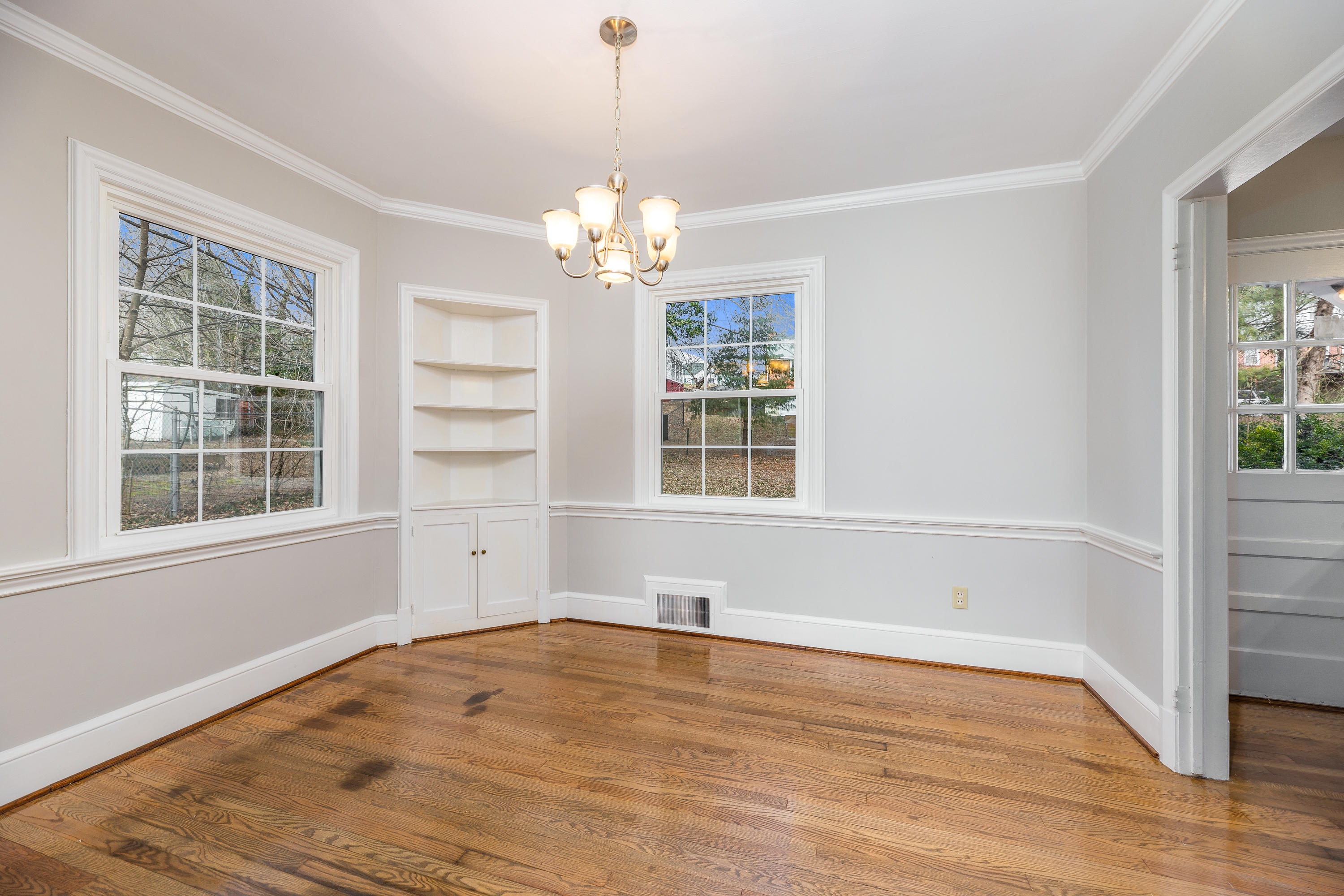 2949 Corbieshaw Road Southwest Roanoke, VA 24015 - Photo 11 of 29 IMG_319_11