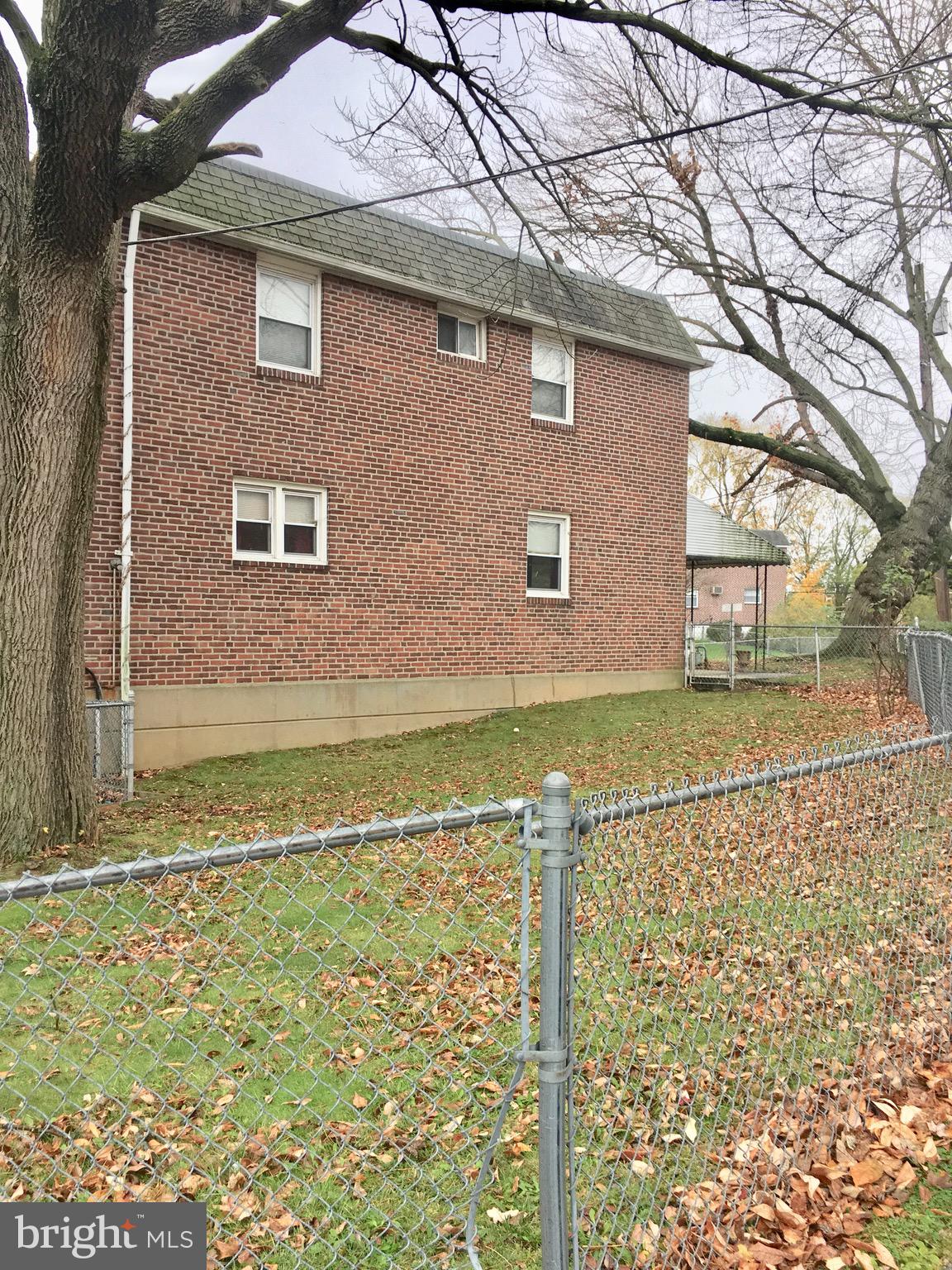 711 Bennington Road Folcroft, PA 19032 - Photo 12 of 13 Fenced Yard