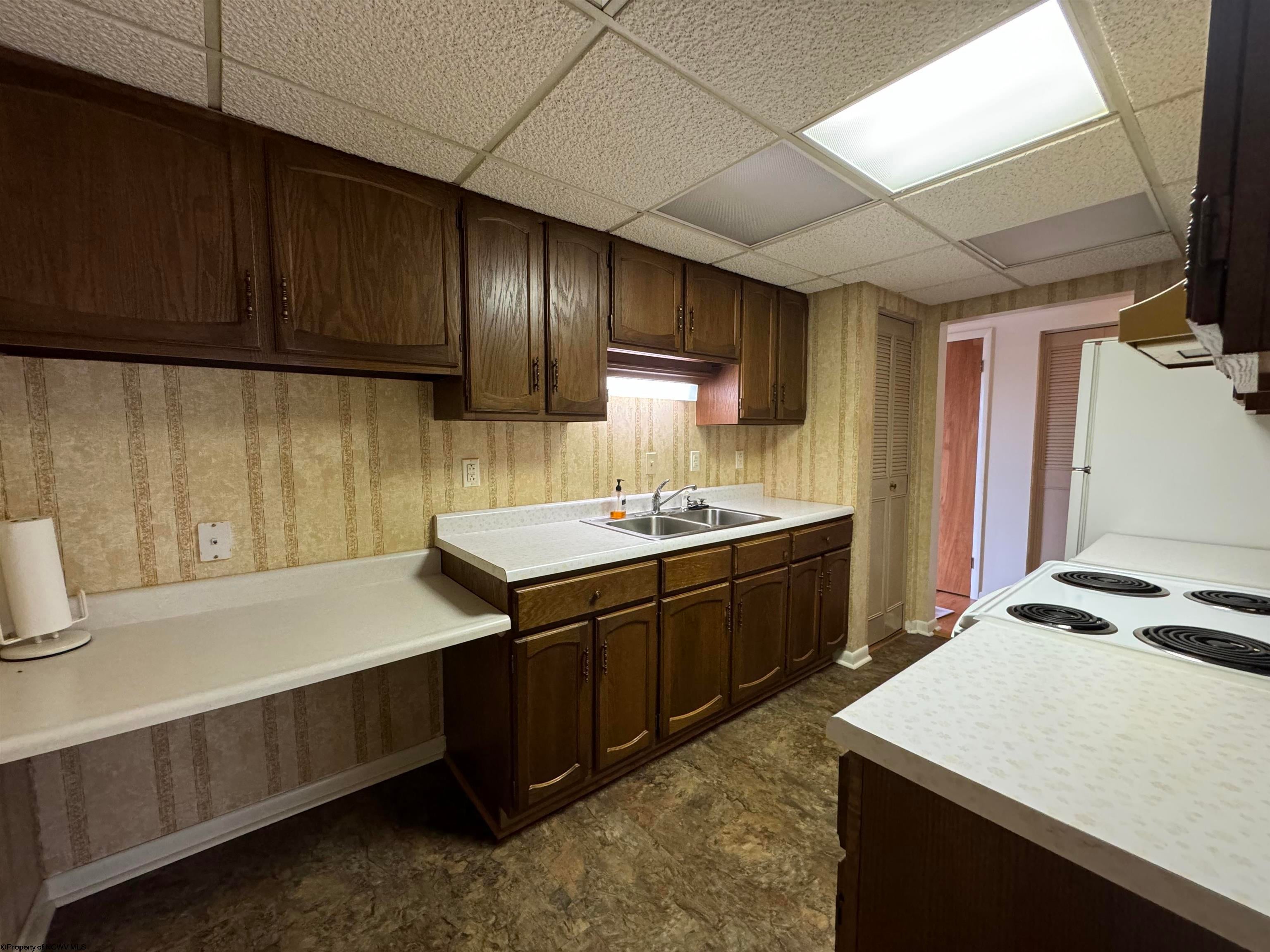 101 Pinewood Road Clarksburg, WV 26301 - Photo 10 of 24 Gallery Image 10