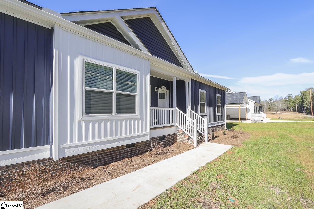 903 Scurry Church Road Chappells, SC 29037 - Photo 5 of 50