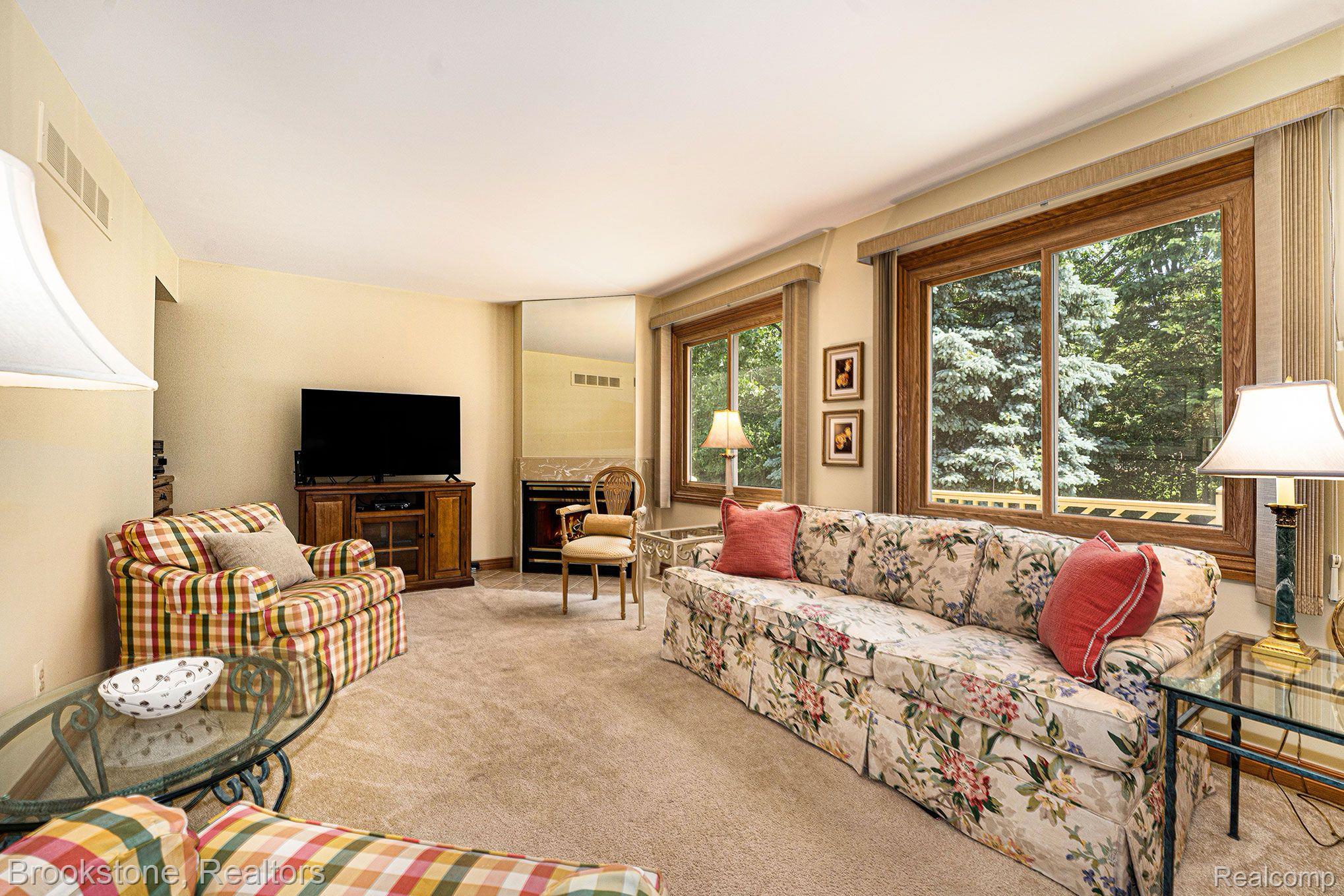 2197 Siboney Court Rochester, MI 48309 - Photo 7 of 29