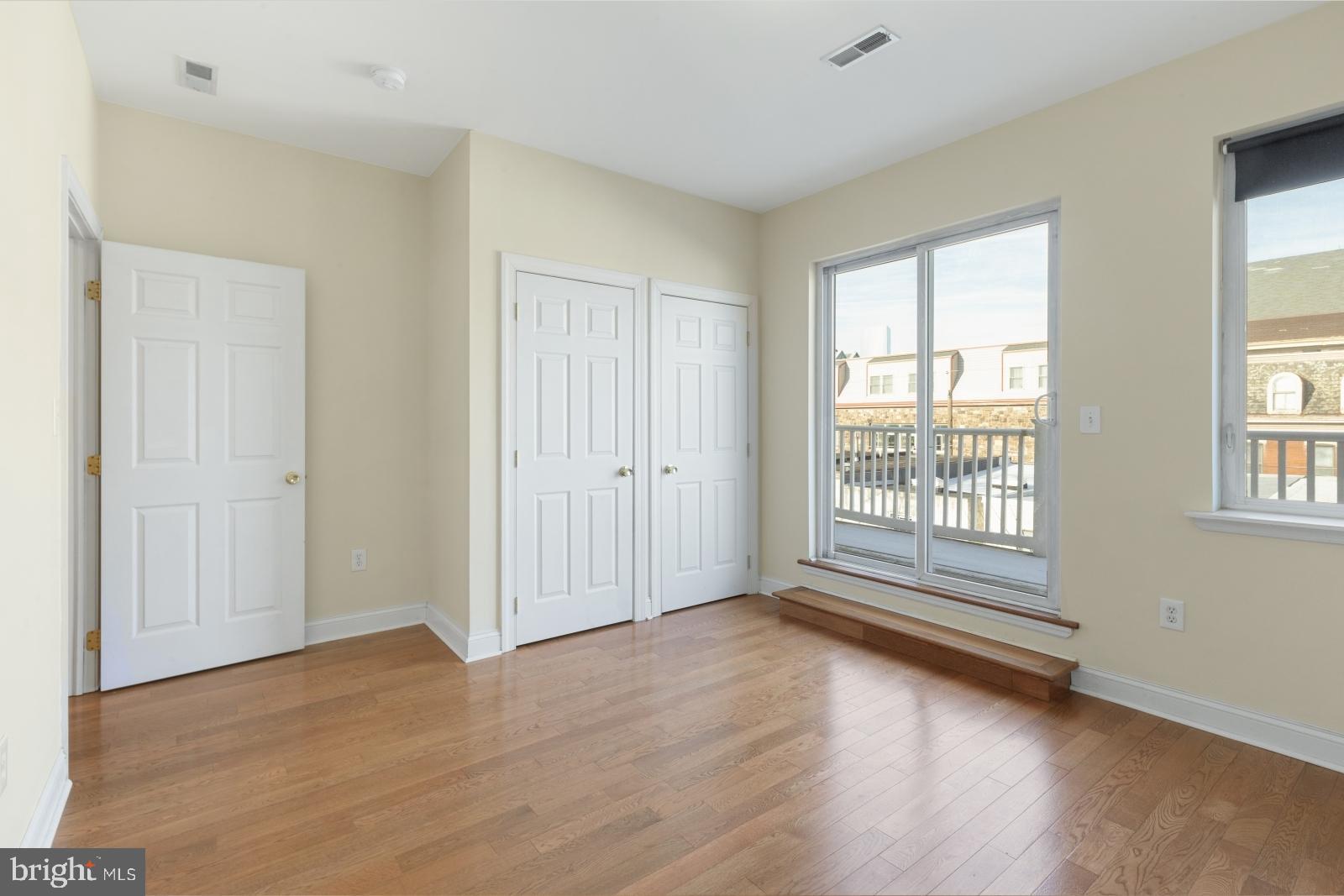 2005 Carpenter Street, Unit A Philadelphia, PA 19146 - Photo 16 of 36