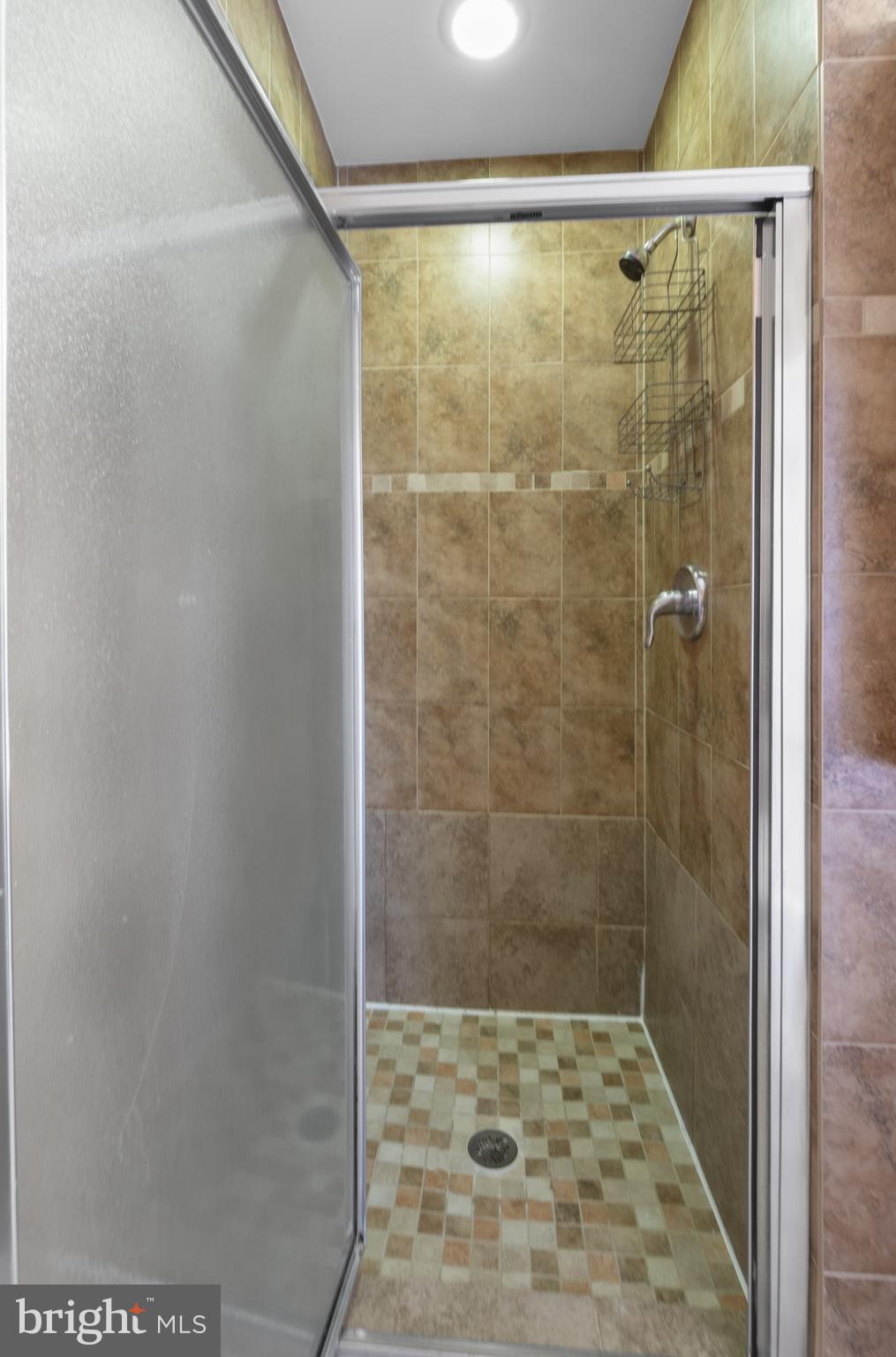 2005 Carpenter Street, Unit A Philadelphia, PA 19146 - Photo 19 of 36