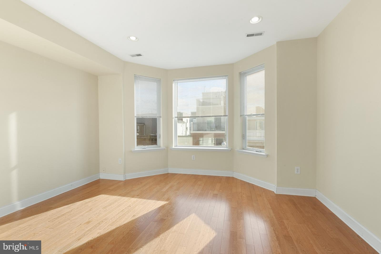 2005 Carpenter Street, Unit A Philadelphia, PA 19146 - Photo 21 of 36