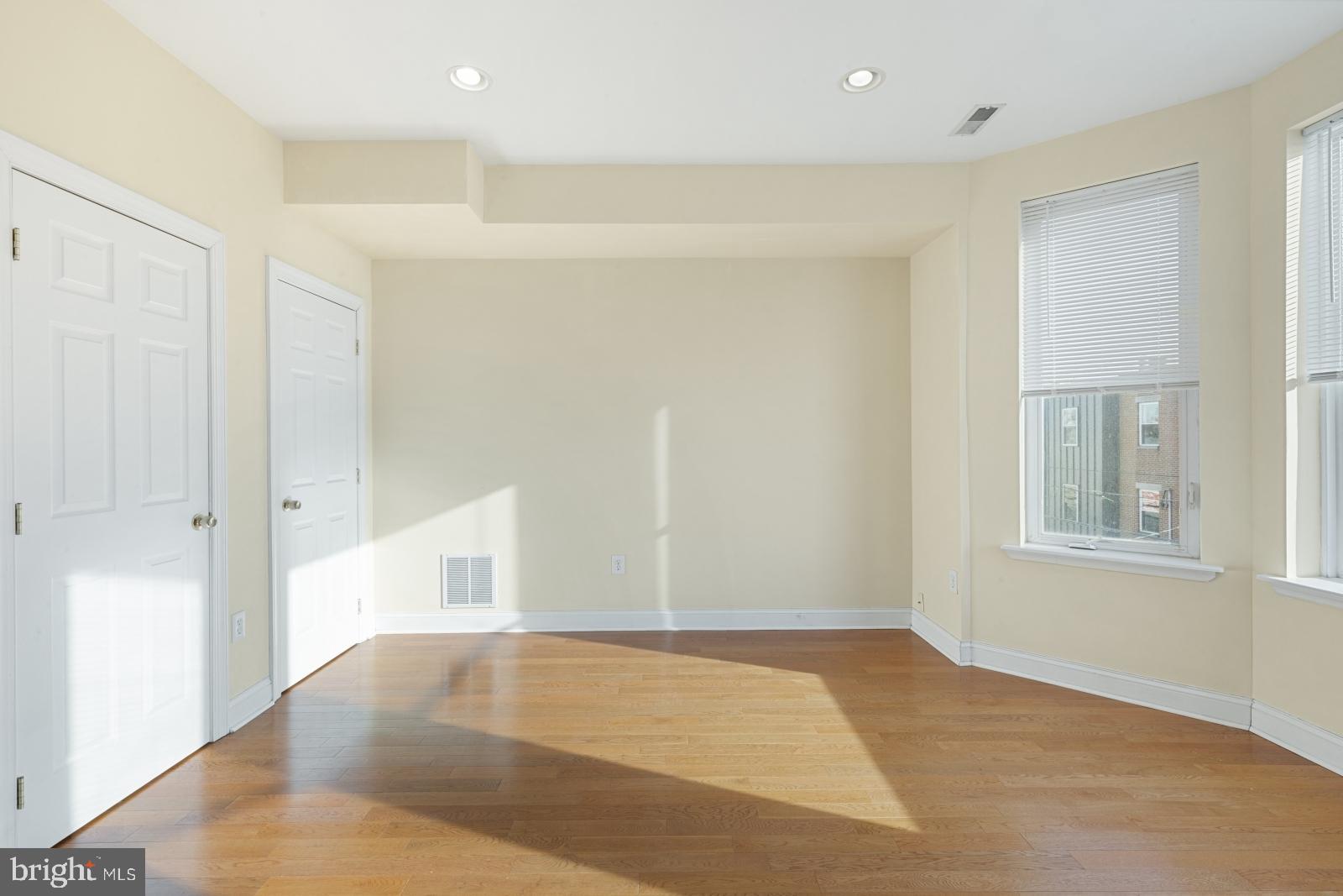 2005 Carpenter Street, Unit A Philadelphia, PA 19146 - Photo 22 of 36