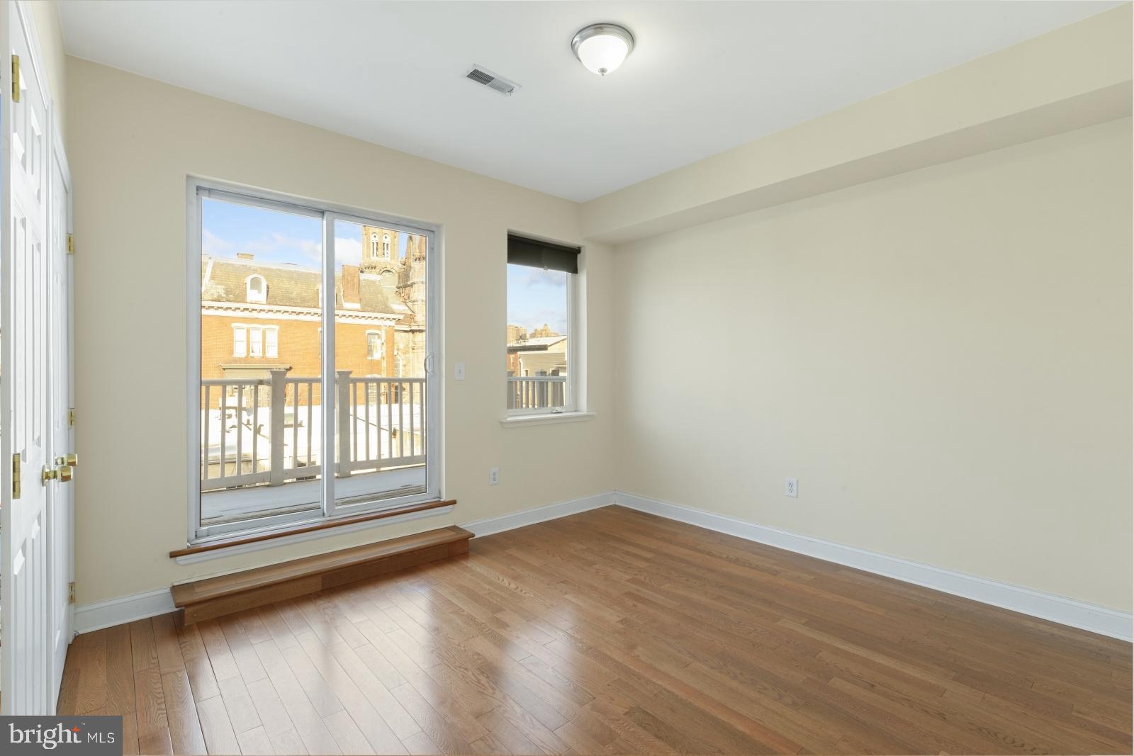2005 Carpenter Street, Unit A Philadelphia, PA 19146 - Photo 28 of 36