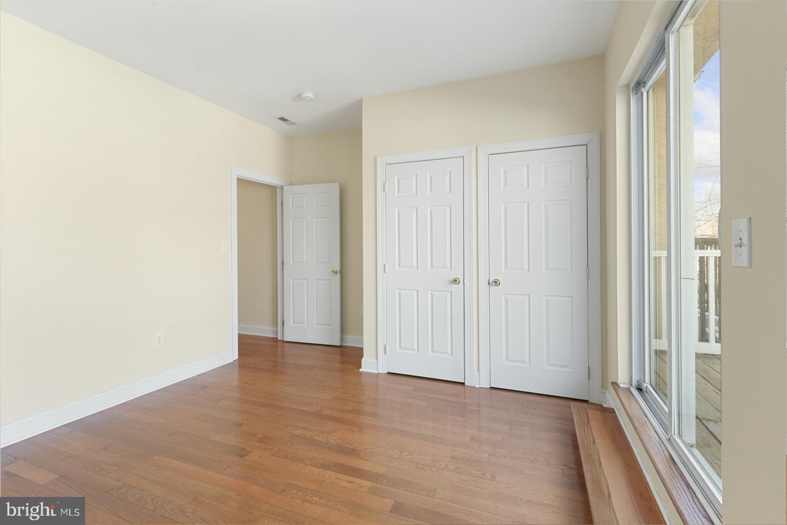 2005 Carpenter Street, Unit A Philadelphia, PA 19146 - Photo 30 of 36