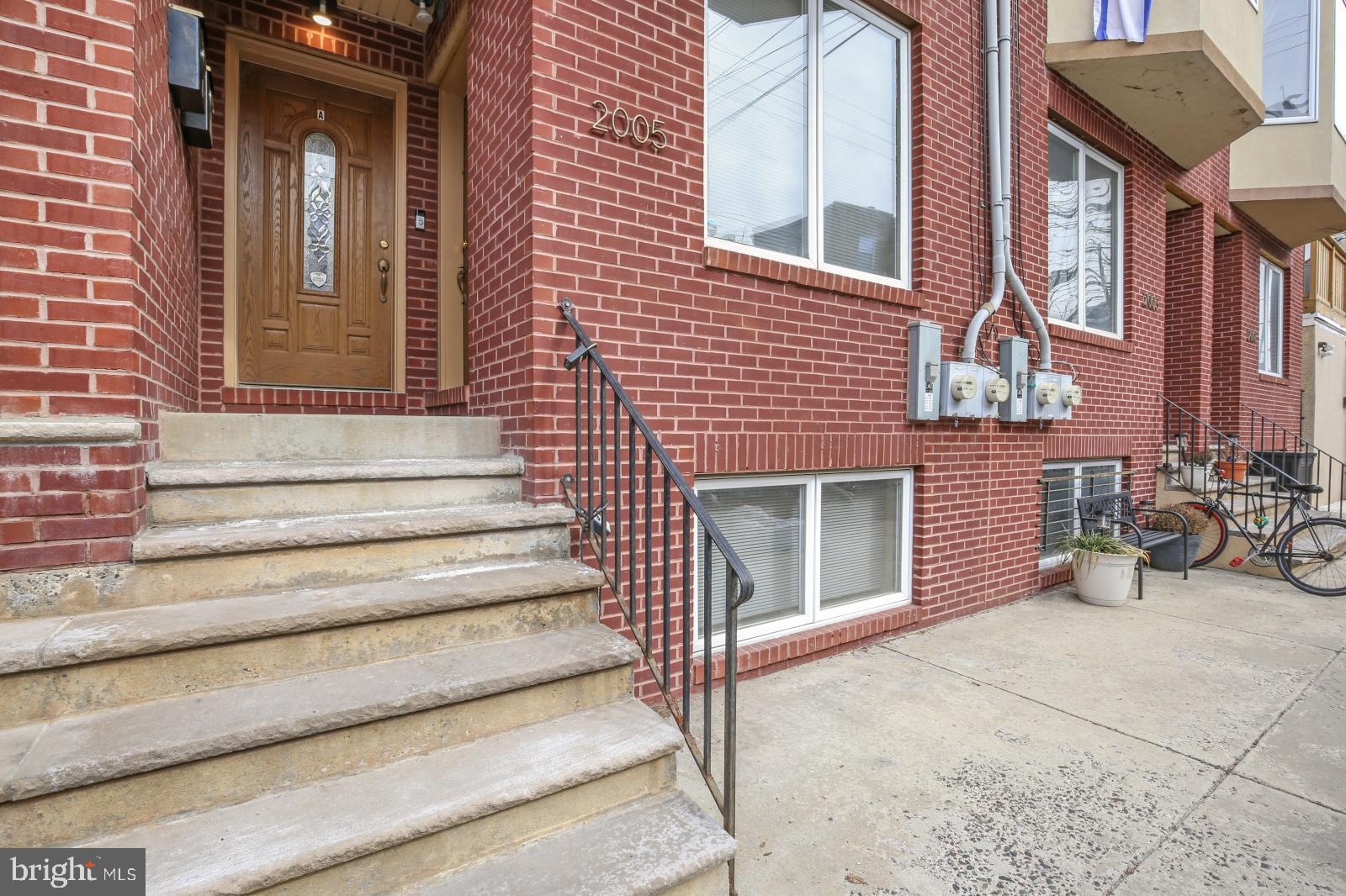 2005 Carpenter Street, Unit A Philadelphia, PA 19146 - Photo 35 of 36
