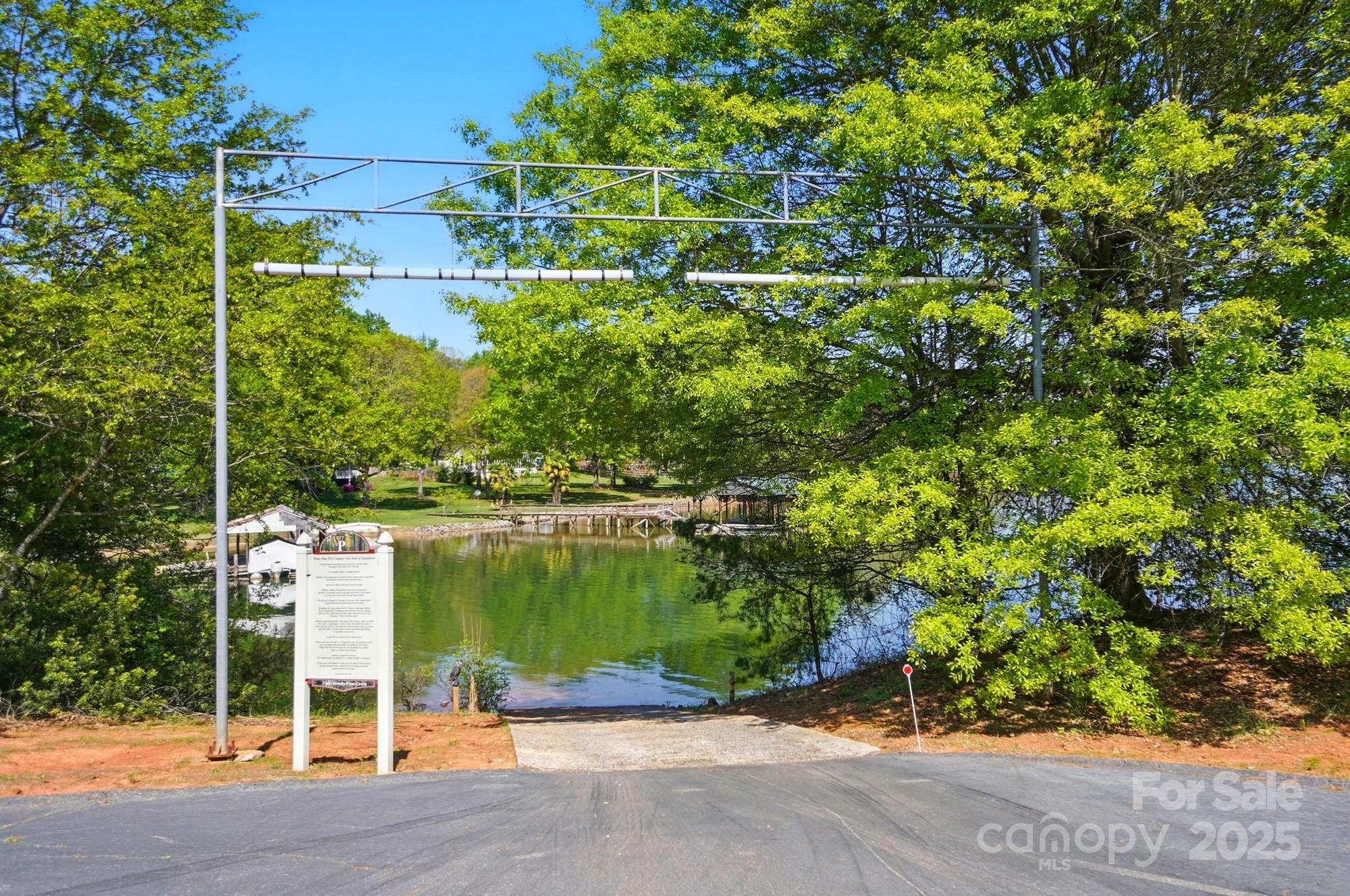 7288 Pine Ridge Drive Denver, NC 28037 - Photo 4 of 47 Gallery Image 4