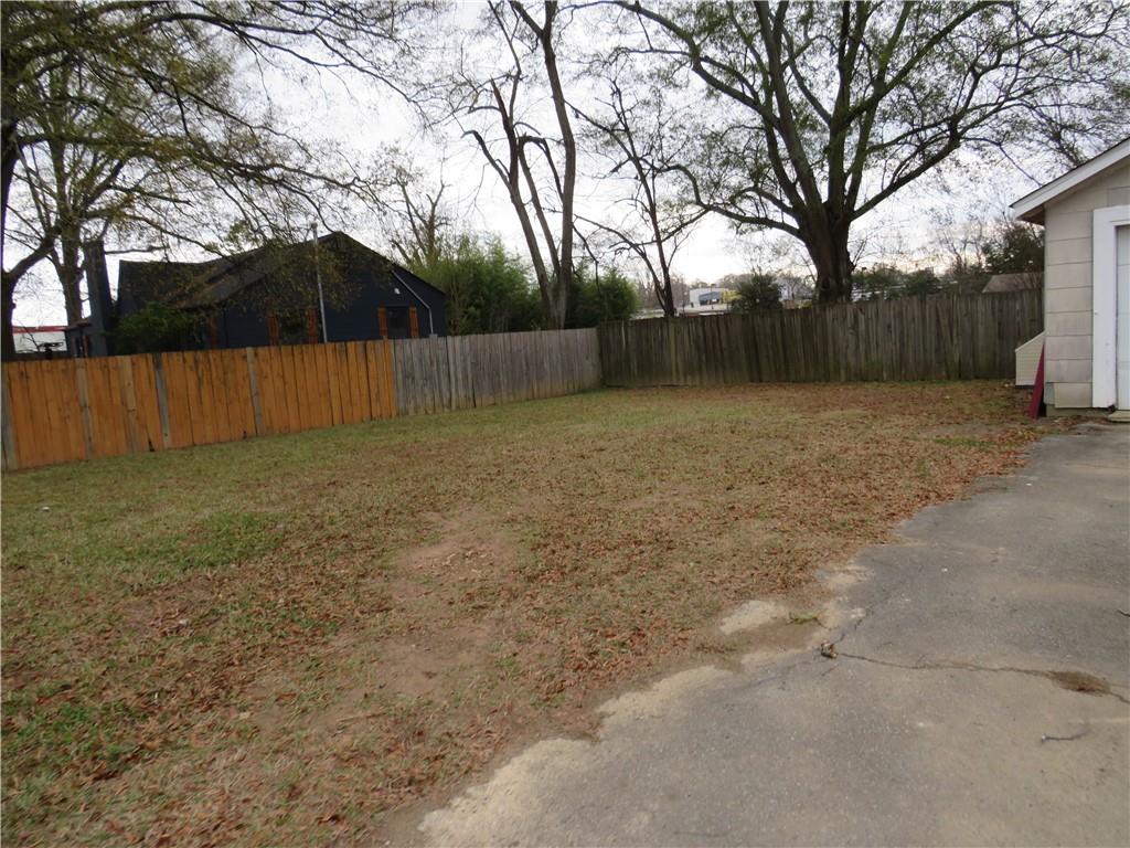 228 Marshall Street Cedartown, GA 30125 - Photo 8 of 22 a view of backyard with green space