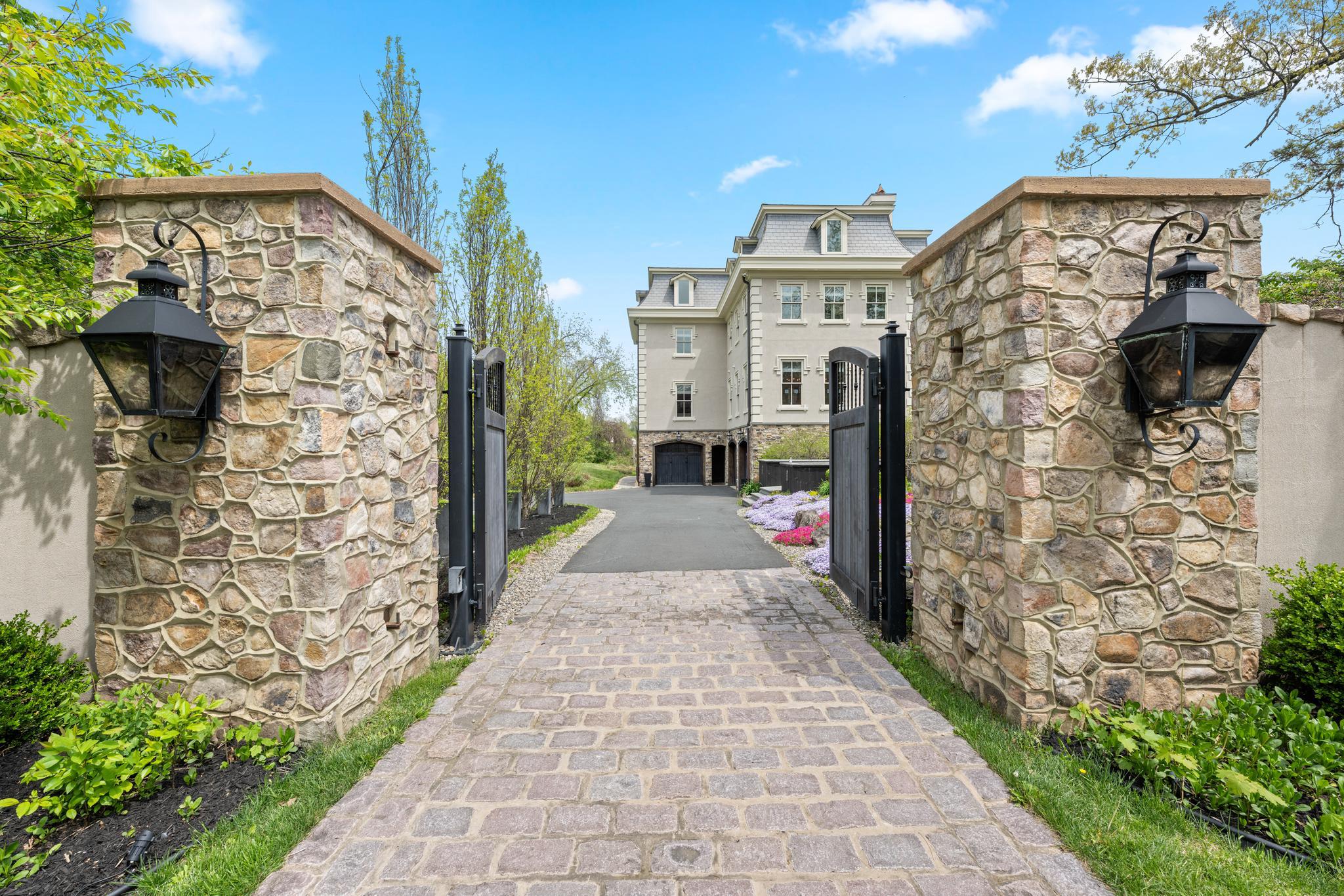 3345 Holicong Road Doylestown, PA 18902 - Photo 3 of 90 Cobblestone driveway is heated.