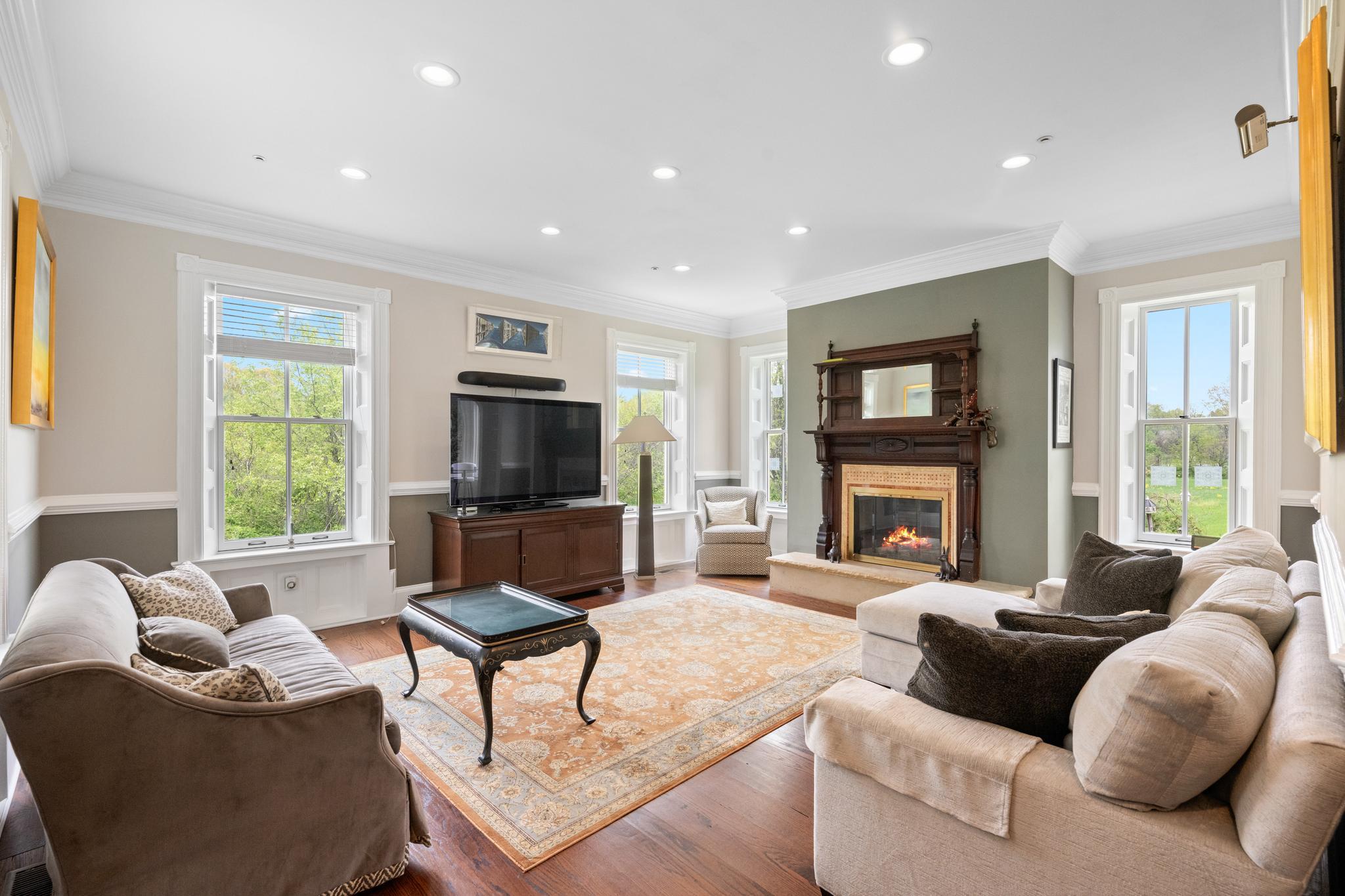 3345 Holicong Road Doylestown, PA 18902 - Photo 46 of 90 Living Room