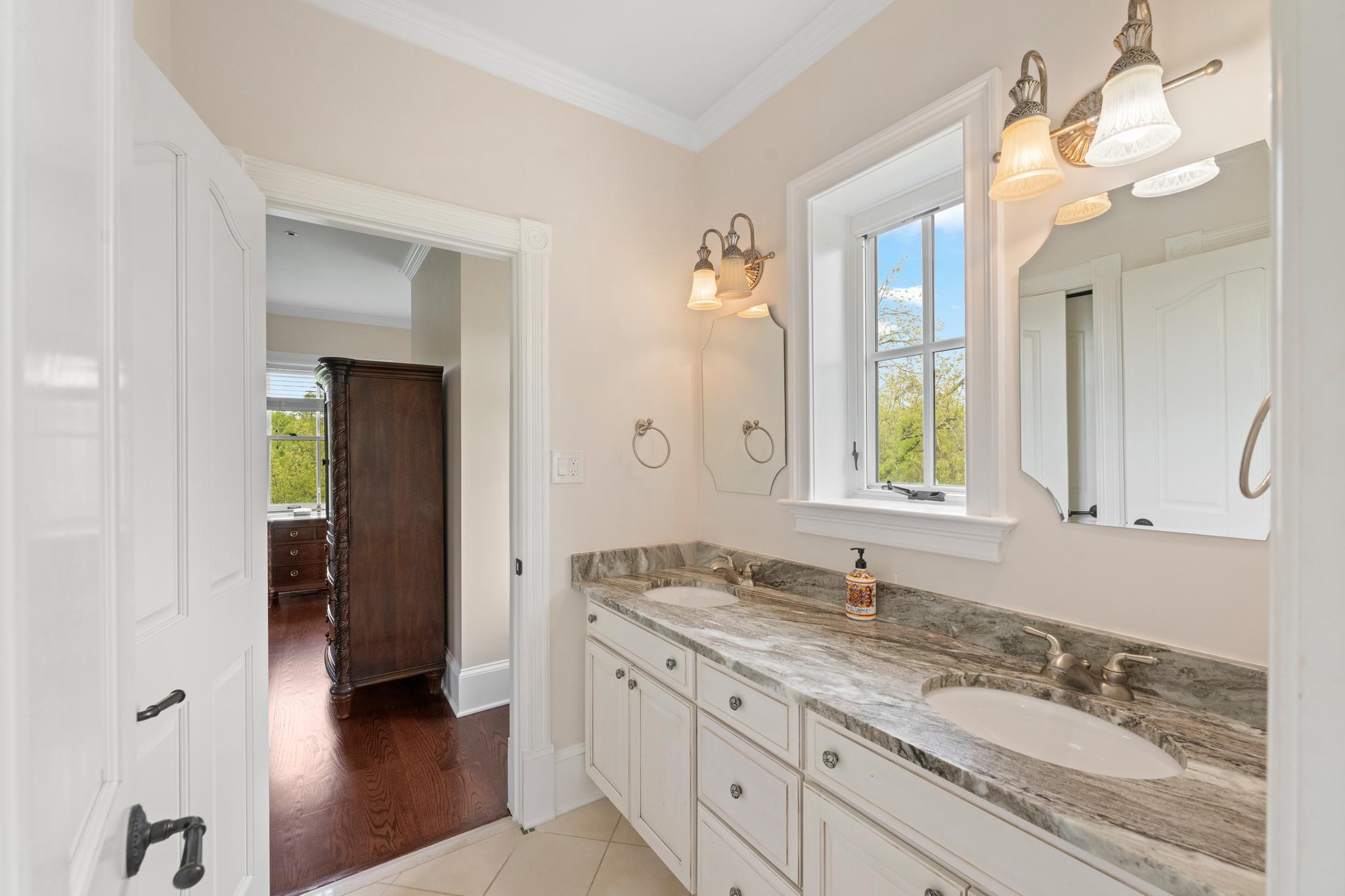 3345 Holicong Road Doylestown, PA 18902 - Photo 55 of 90 Jack and Jill bathroom