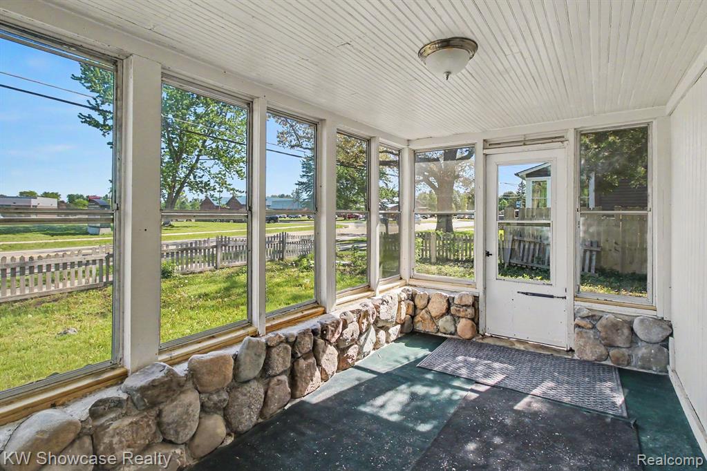 349 West Livingston Road Highland, MI 48357 - Photo 15 of 26