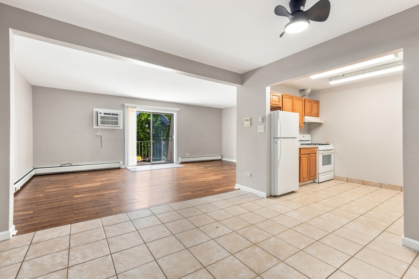 148 East Bailey Road, Unit L Naperville, IL 60565 - Photo 6 of 20 Gallery Image 6