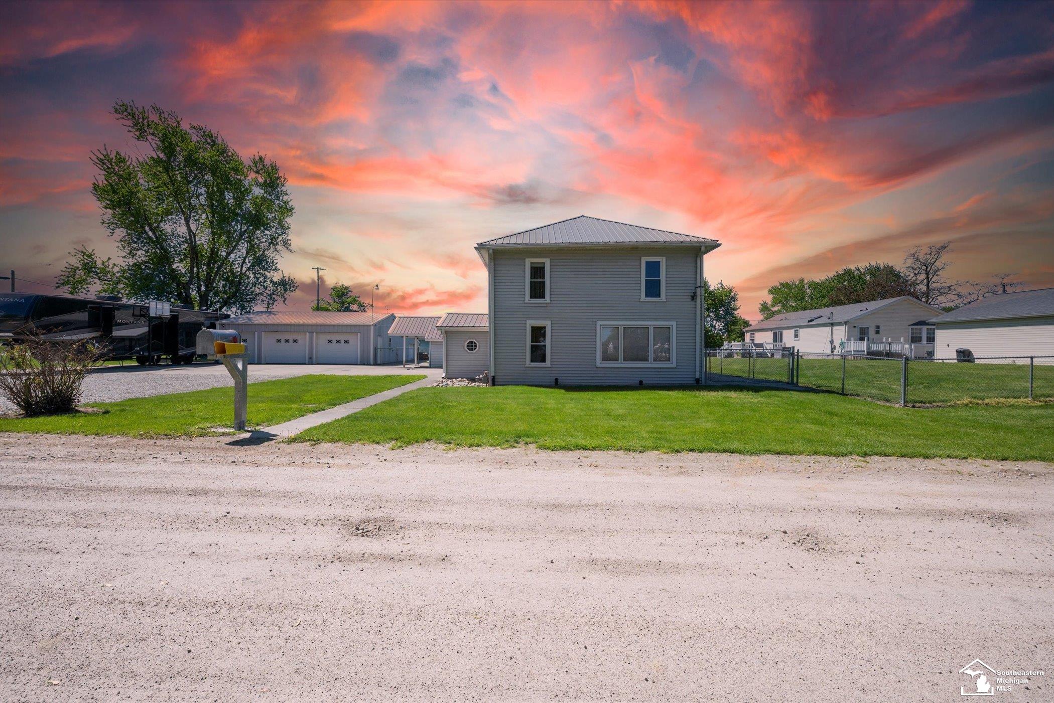 6025 Summit Street Maybee, MI 48159 - Photo 4 of 28