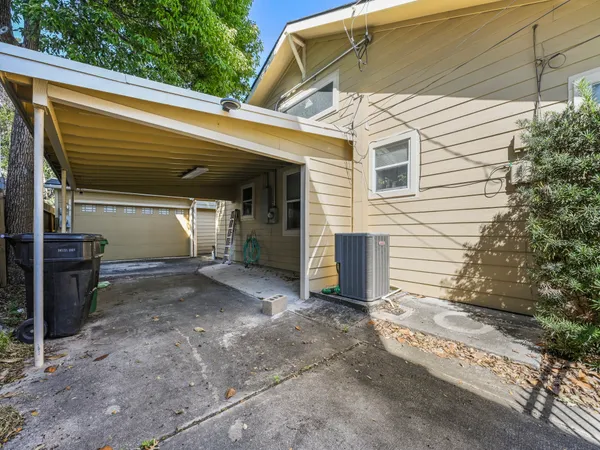 $3,000 | 1612 Vermont Street, Houston, TX 77006