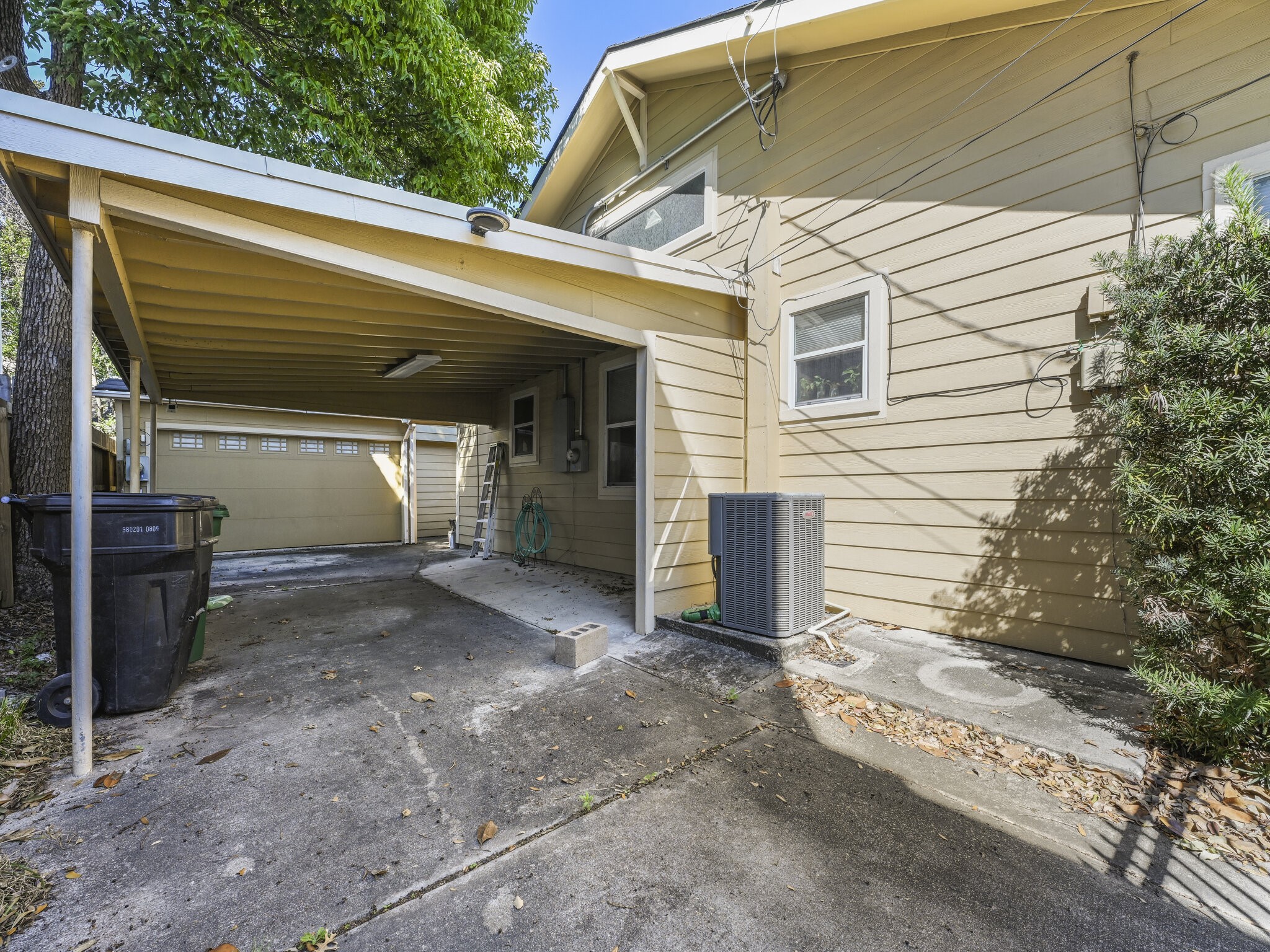 1612 Vermont Street Houston, TX 77006 - Photo 12 of 13