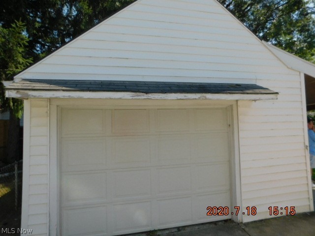 29968 Regent Road Wickliffe, OH 44092 - Photo 3 of 33 Gallery Image 3