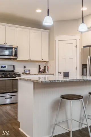 $465,000 | 637 East Benjamin Street, Ellettsville, IN 47429