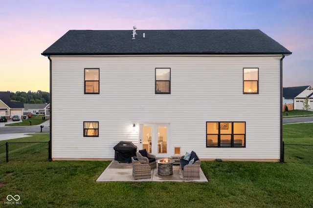 $465,000 | 637 East Benjamin Street, Ellettsville, IN 47429