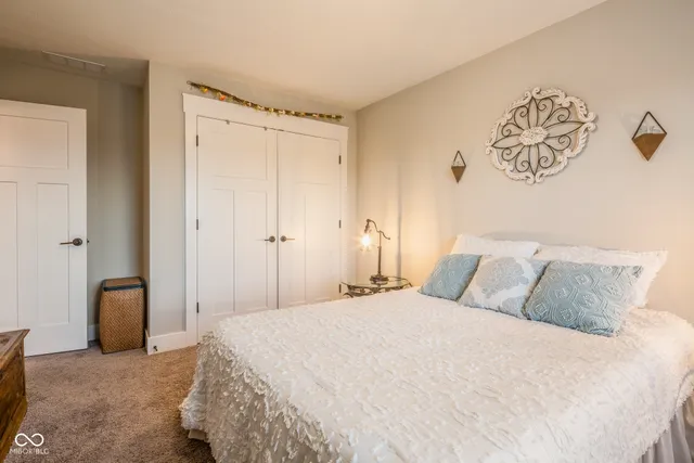 $465,000 | 637 East Benjamin Street, Ellettsville, IN 47429