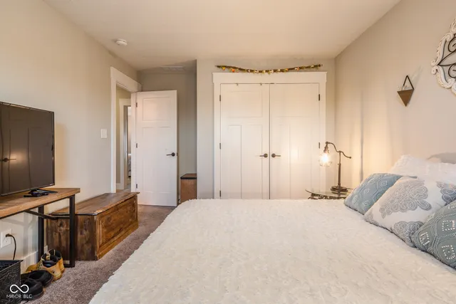 $465,000 | 637 East Benjamin Street, Ellettsville, IN 47429