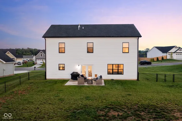 $465,000 | 637 East Benjamin Street, Ellettsville, IN 47429