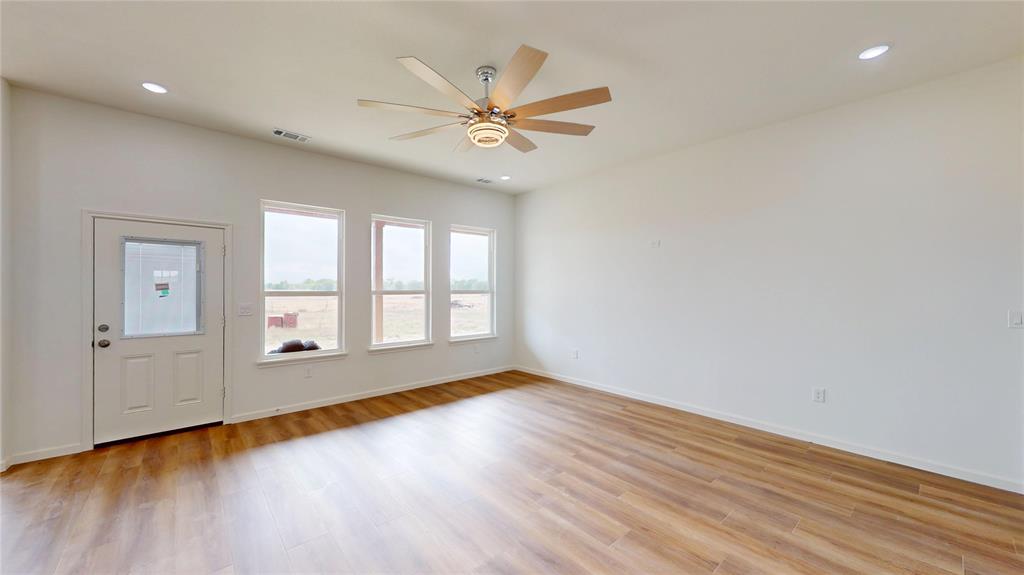 205 Private Rd Point, Unit 5440 Point, TX 75472 - Photo 5 of 34