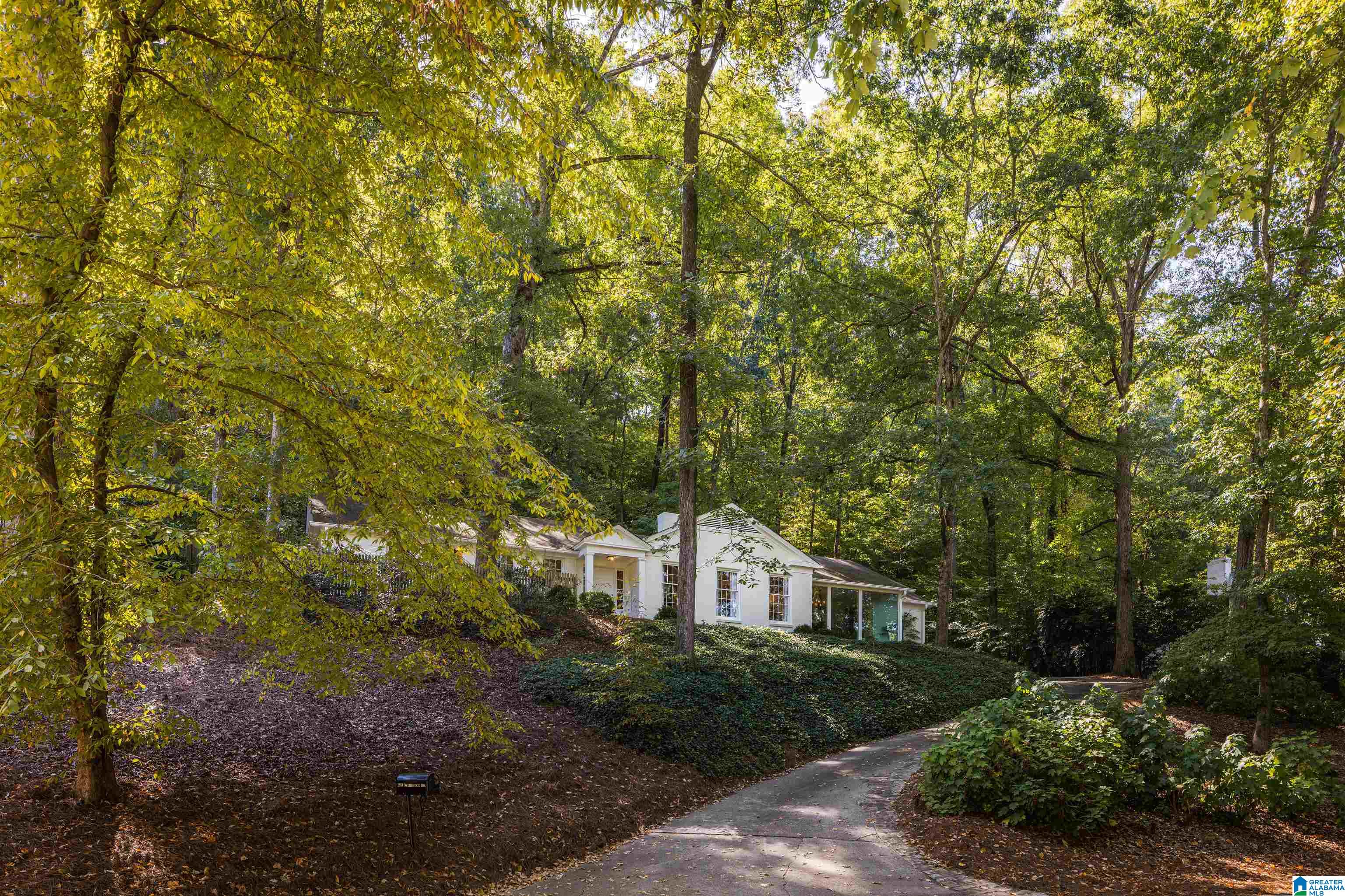 3303 Overbrook Road Birmingham, AL 35213 - Photo 4 of 43