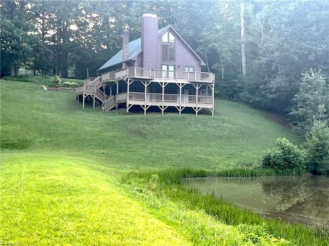 $500,000 | 6517 Blazingwood Drive, Pfafftown, NC 27040