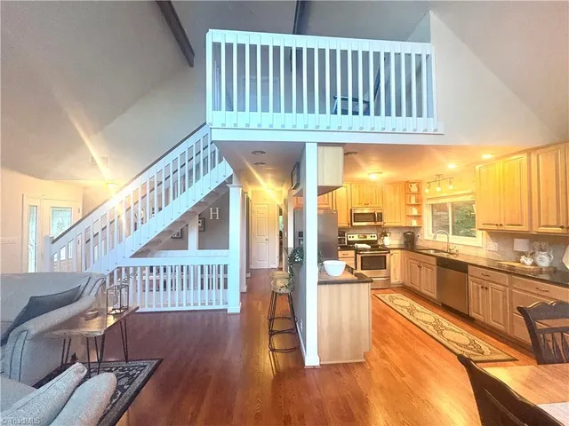 $500,000 | 6517 Blazingwood Drive, Pfafftown, NC 27040